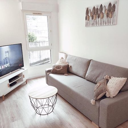 Apartament Aeroport Roissy Cdg - Parc Asterix - Parc Des Expositions Louvres Zewnętrze zdjęcie