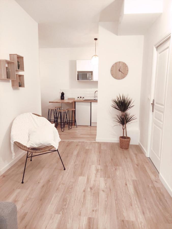Apartament Aeroport Roissy Cdg - Parc Asterix - Parc Des Expositions Louvres Zewnętrze zdjęcie